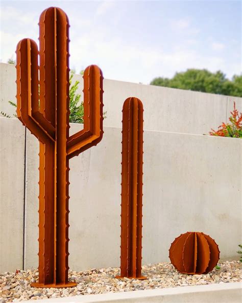 outdoor metal cactus decor